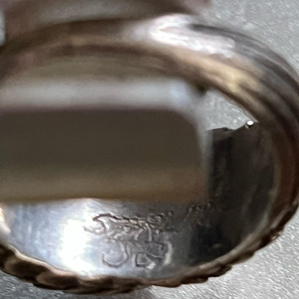 VINTAGE STERLING SILVER EAGLE RING - Picture 7 of 8